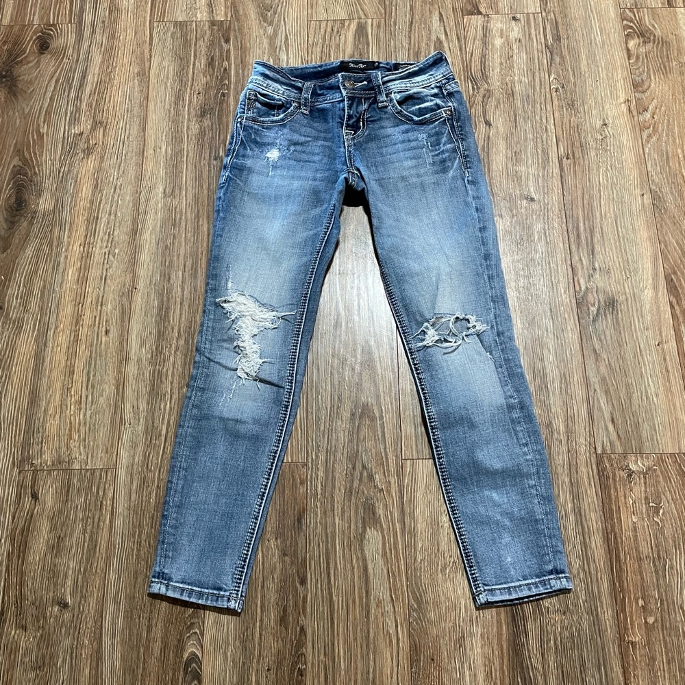 Miss Me Ankle Distressed Skinny Jeans